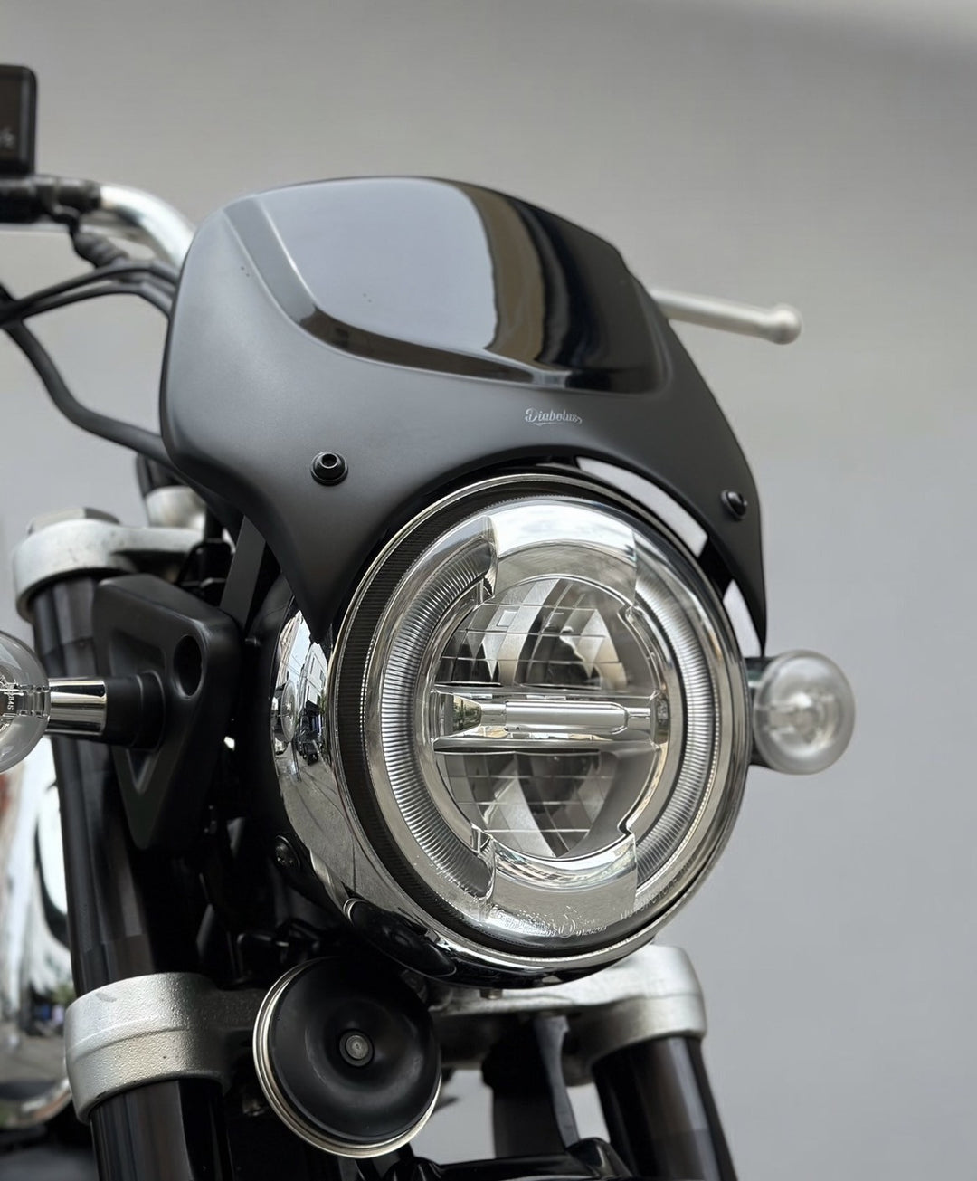 K-SPEED HM036J-BLACK Two-Tone Windshield for Honda Monkey 125